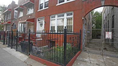 924 New Lots Ave in Brooklyn, NY - Building Photo - Building Photo