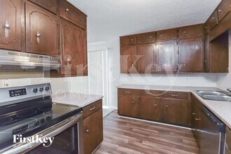 2281 Briarwood Cir SW in Conyers, GA - Building Photo - Building Photo