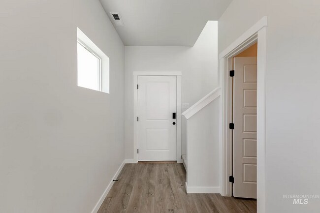 4256 E Kalinga St in Meridian, ID - Foto de edificio - Building Photo