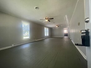 208 E Reed St in Benton, IL - Building Photo - Building Photo