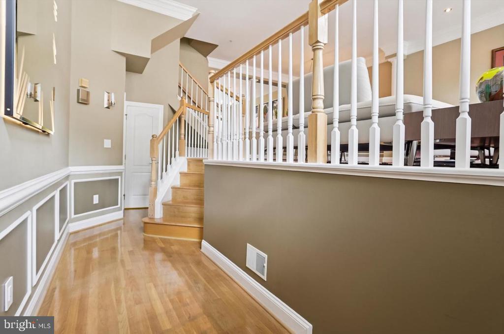 1117 Regal Oak Dr in Rockville, MD - Building Photo