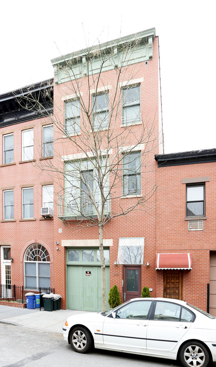 264 Degraw St in Brooklyn, NY - Building Photo