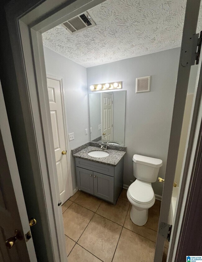 2606 Kennon Ct in Phenix City, AL - Building Photo - Building Photo