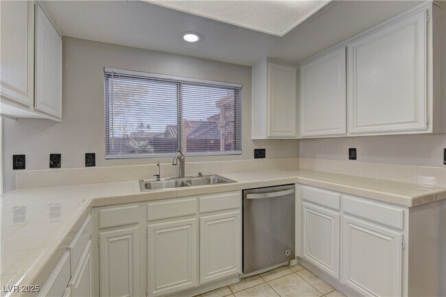 property at 356 Amalfi St