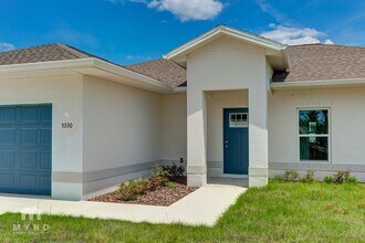 5330 Iota Ct in North Port, FL - Building Photo - Building Photo