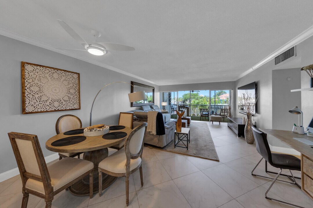 390 N Federal Hwy in Deerfield Beach, FL - Building Photo