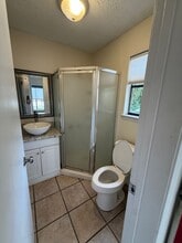 617 E 23rd Ave in Gulf Shores, AL - Foto de edificio - Building Photo