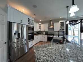 42 Ravenscroft Ln in Hampton, VA - Building Photo - Building Photo