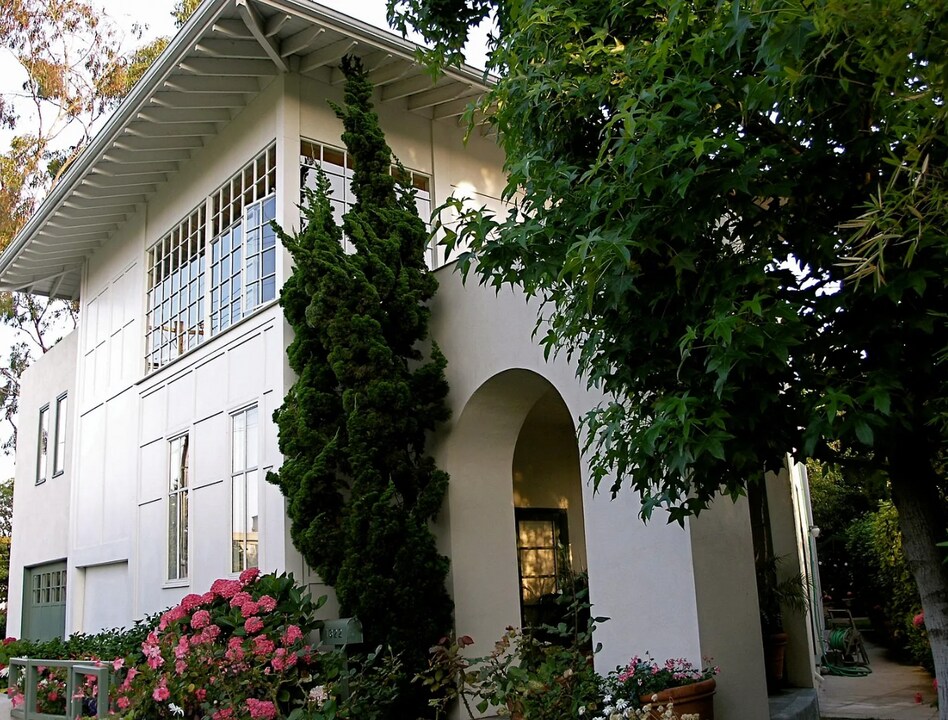 1322 2nd St in Coronado, CA - Building Photo