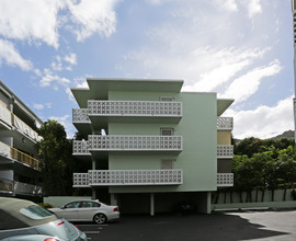 Diamond Head Plaza in Honolulu, HI - Building Photo - Building Photo