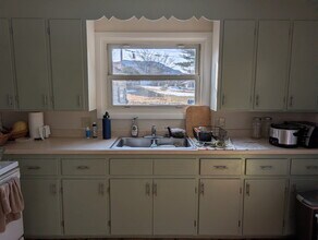 61 Paine Ave, Unit B in Morristown, VT - Building Photo - Building Photo