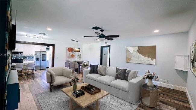 4587 Barrett St in Delray Beach, FL - Building Photo - Building Photo
