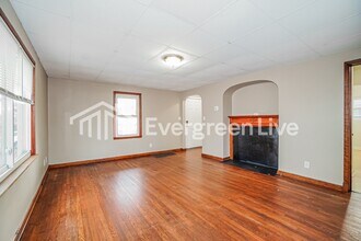 1714 Bide A Wee Park Ave in Columbus, OH - Building Photo - Building Photo