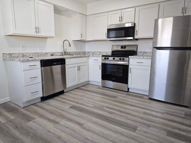 property at 28948 Lem Ct