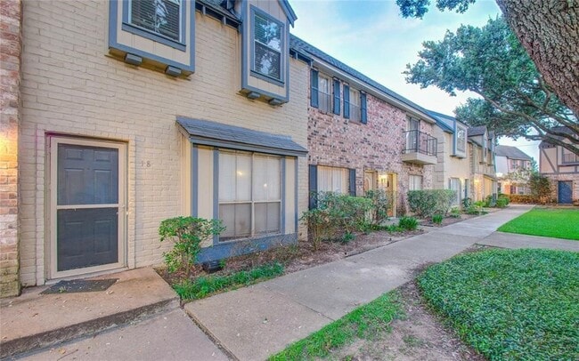 14703 Barryknoll Ln, Unit 18, Unit 18
