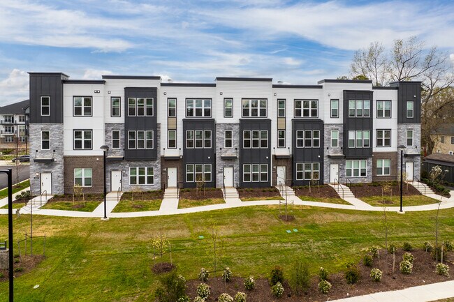 Ainsworth in Richmond, VA - Foto de edificio - Building Photo