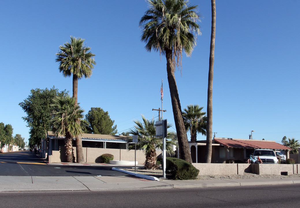 Flamingo Mobile Home Park in Glendale, AZ - Building Photo