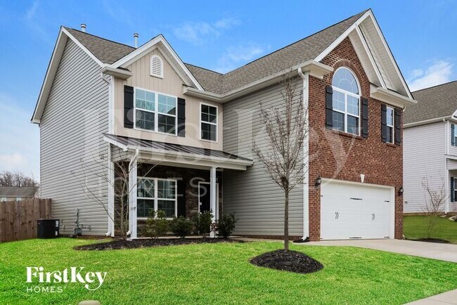 5390 Holbein Gate Rd in Walkertown, NC - Foto de edificio - Building Photo