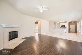 2021 Cobblestone Trail in Forney, TX - Foto de edificio - Building Photo