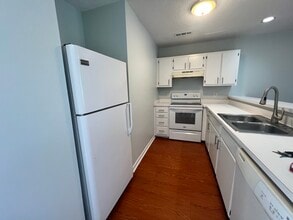 1731 41st St, Unit C in Wilmington, NC - Building Photo - Building Photo
