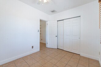 327 E Lester St in Tucson, AZ - Building Photo - Building Photo