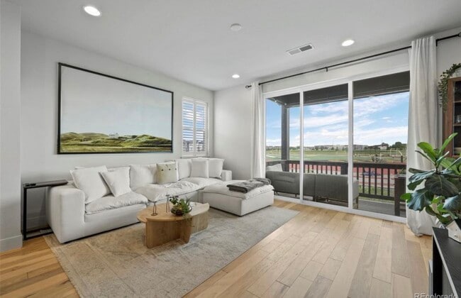 2438 W 167th Ln in Broomfield, CO - Foto de edificio - Building Photo