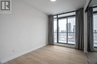 81 Wellesley St E in Toronto, ON - Building Photo - Building Photo