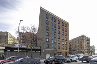 140 W Fordham Rd in Bronx, NY - Building Photo - Building Photo