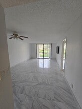 1228 S Military Trl, Unit 2114 in Deerfield Beach, FL - Building Photo - Building Photo