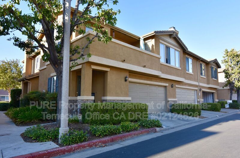 39722 Princeton Way in Murrieta, CA - Building Photo