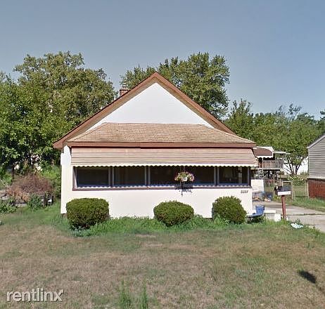 5304 Woodward St in Wayne, MI - Building Photo