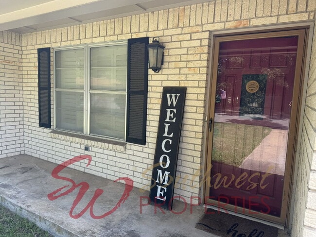 2410 W Frey in Stephenville, TX - Building Photo - Building Photo