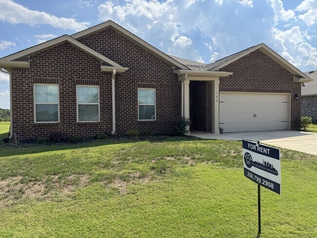 124 Blackburn Trace in Huntsville, AL - Building Photo - Building Photo