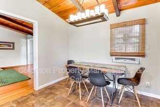 901 Eucalyptus Ave in Vista, CA - Building Photo - Building Photo