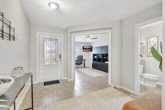 5700 NW Pine Trail Cir in Port St. Lucie, FL - Building Photo - Building Photo