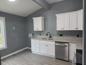 307 E Pembroke Ave in Hampton, VA - Building Photo - Building Photo