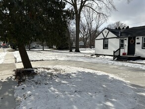 29916 Hennepin St in Garden City, MI - Foto de edificio - Building Photo