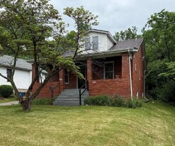 2441 Hord Ave in Jennings, MO - Building Photo