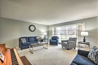 514 N Arizona Ave in Glenwood, IL - Foto de edificio - Building Photo