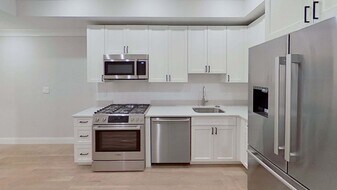 47 Englewood Ave, Unit ###6-1 in Boston, MA - Building Photo