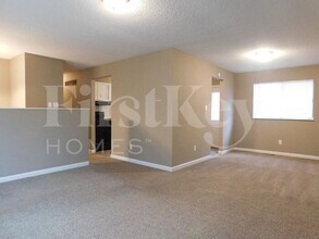 2489 Millvalley Dr in Florissant, MO - Building Photo - Building Photo
