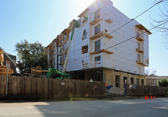 Gables Upper Kirby Phase II in Houston, TX - Building Photo - Building Photo