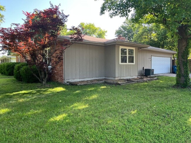 2546 S McCann Ave in Springfield, MO - Building Photo - Building Photo
