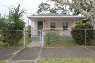 618 N B St in Pensacola, FL - Building Photo