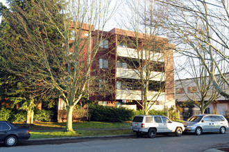 Michelle Apartments in Seattle, WA - Building Photo - Building Photo