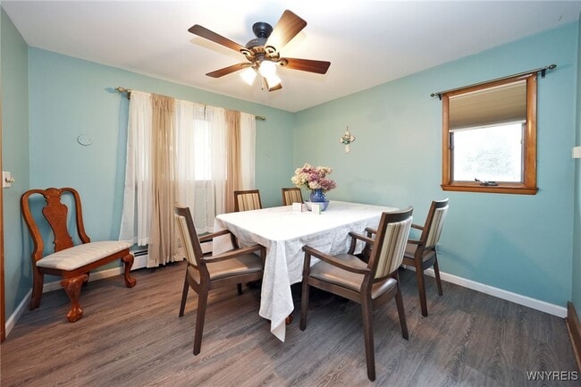 property at 3839 Sunset Dr