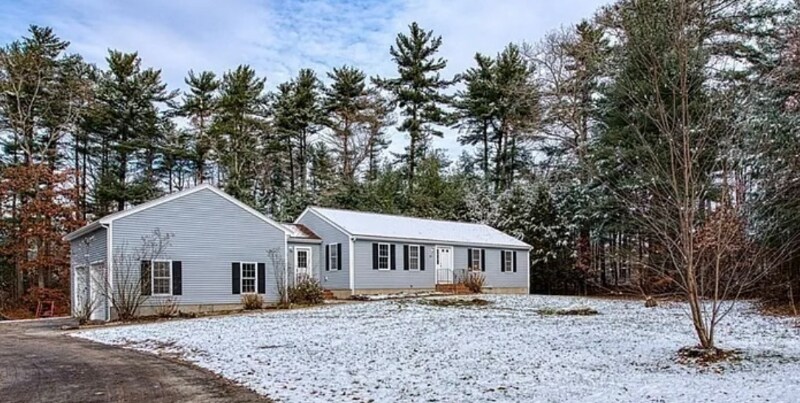 65 French St in Hanson, MA - Building Photo