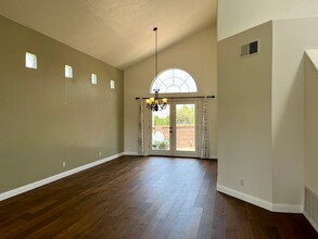 9037 Walter Bambrook Pl NE in Albuquerque, NM - Building Photo - Building Photo