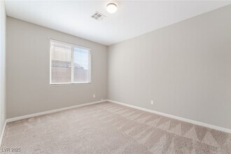9348 Vista Waters Ln in Las Vegas, NV - Building Photo - Building Photo