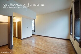 959 W Armitage Ave-Unit -959-2C in Chicago, IL - Building Photo - Building Photo